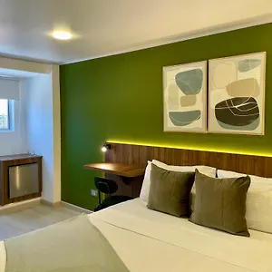 3* Apartahotel 122 Plaza